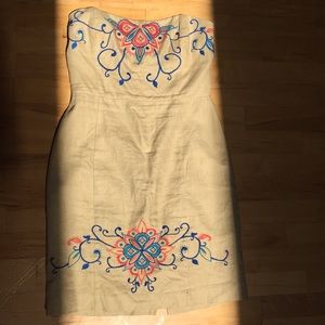 Banana Republic embroidered linen strapless dress